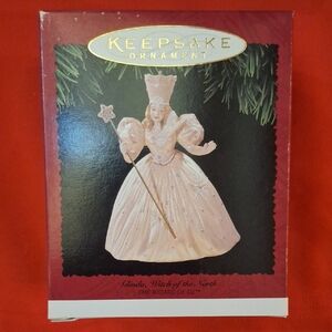 Hallmark Keepsake Ornament - Glinda, Witch of the North - Pink and Gold